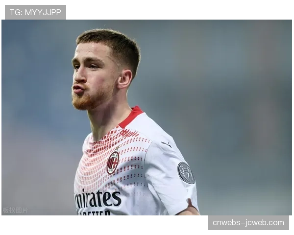 纪录片《圣西罗的日与夜》上线，揭秘米兰双雄共用主场幕后的故事